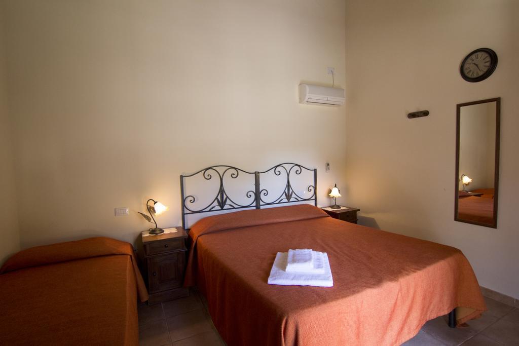 Agriturismo Sa Rocca Иглесиас Екстериор снимка