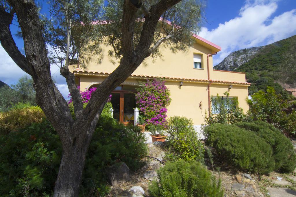 Agriturismo Sa Rocca Иглесиас Екстериор снимка